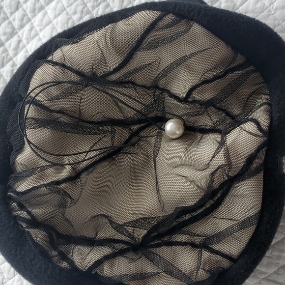 Heidi Hat Fleece Classic Pilbox Hat - Picture 4 of 9